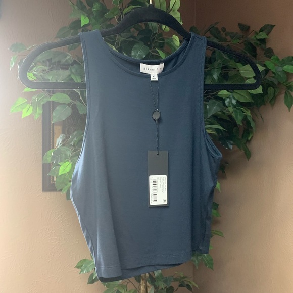 Gianni Bini Erika Sleeveless Crew Neck Cropped Top Dark Blue XS - Picture 3 of 6